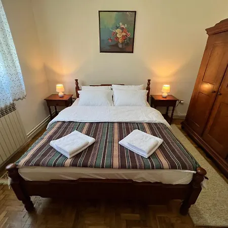 Interinn Luxury * Paracin