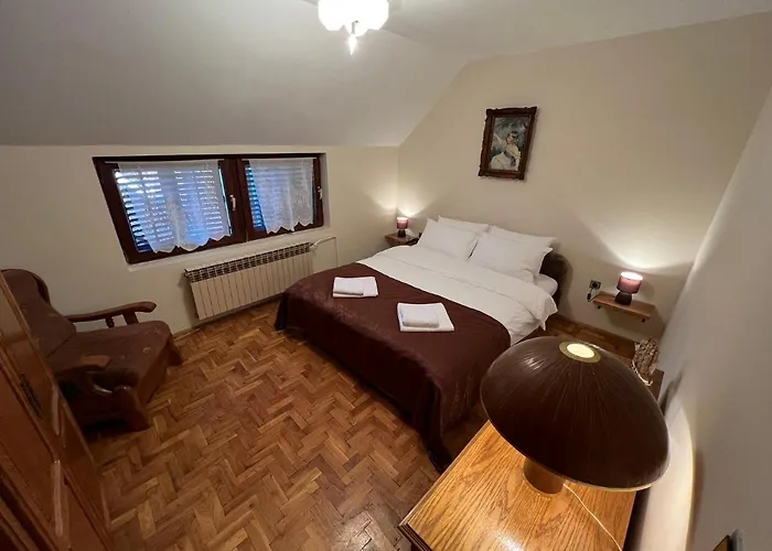 Interinn Luxury ヴィラ パラチン